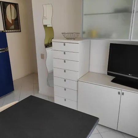 Billa Apartment *